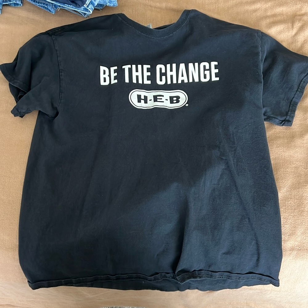 HEB shirt XL